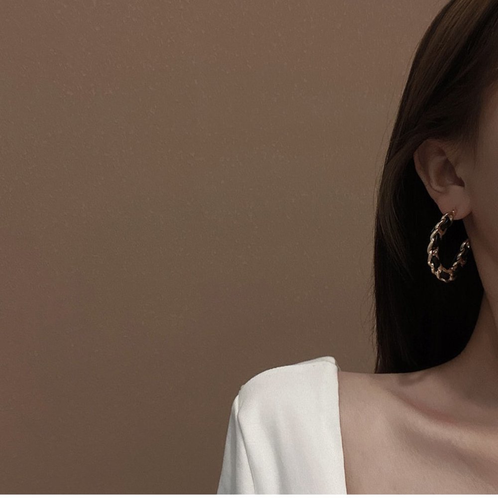 ❤️‍🔥𝕤𝕒𝕝𝕖❤️‍🔥🦋coco leather earrings - Picture 3 of 11